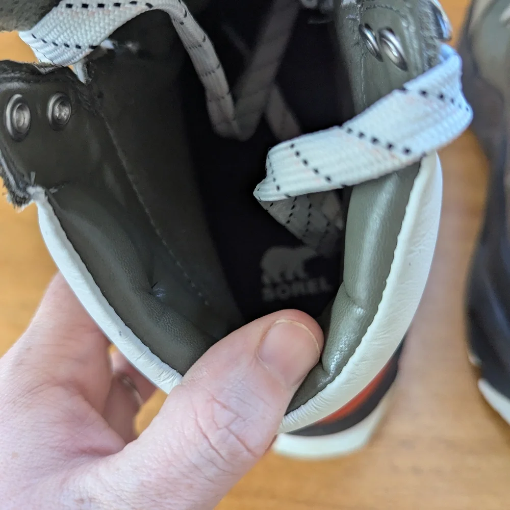 Sorel Kinetic Renegade Alphine‎ Tundra Waterproof Hiking Boot